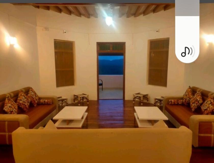 Hotel Ashirwad Junagadh Luaran gambar